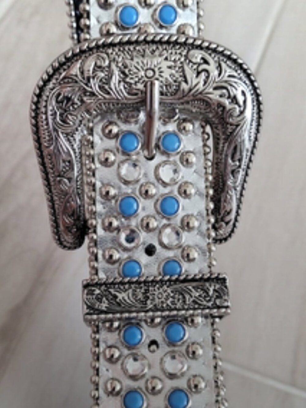 Vintage Silver Metallic Western Style Belt w/ Clear & Blue Rhinestone Studs